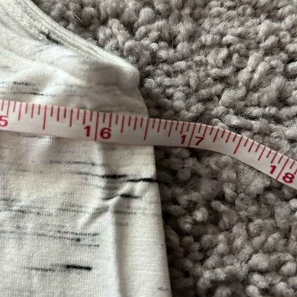 NWOT Old Navy Luxe Knit Tank Loose Fit - Size Small - Picture 5 of 6